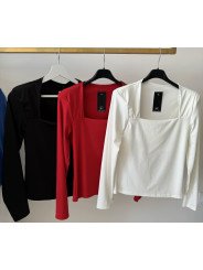 TOP ESCOTE CUADRADO HOMBRERAS