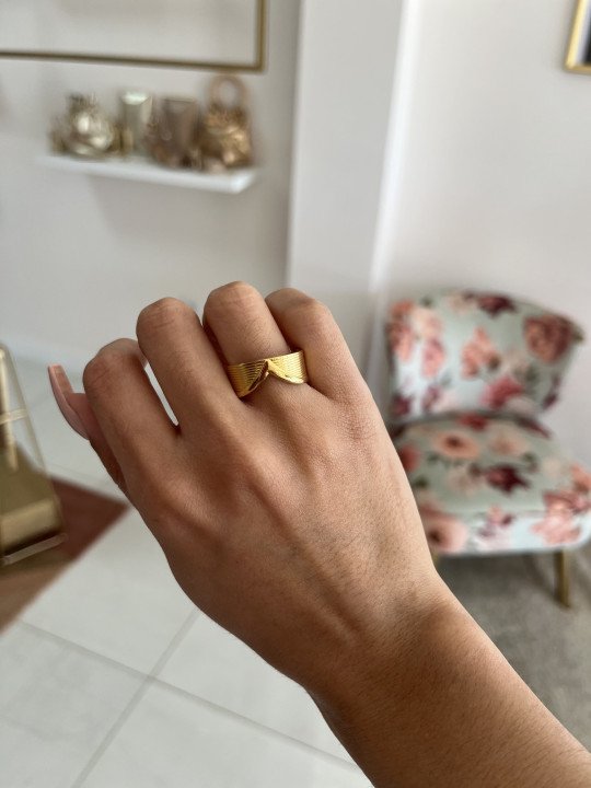 ANILLO GOLD 09